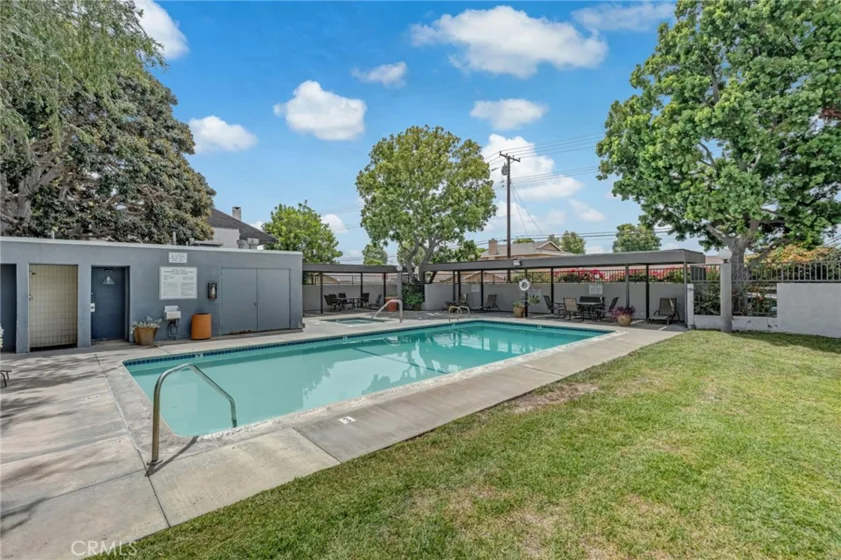 6863 Mulberry photo 55
