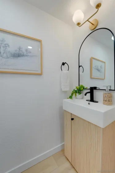 831 E 3rd Avenue #5 photo 7