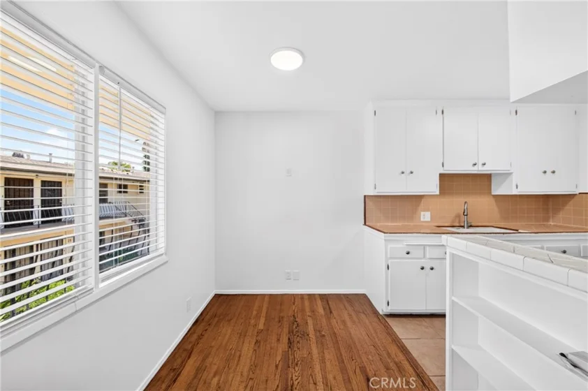 728 Cedar photo 15