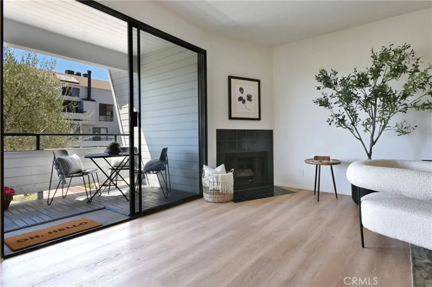 13331 Moorpark #223 photo 23