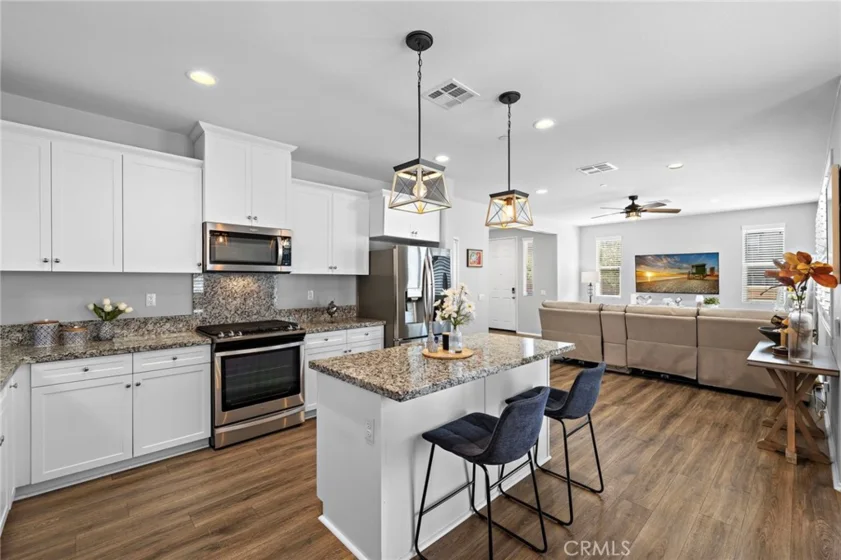 41461 Winterberry photo 13