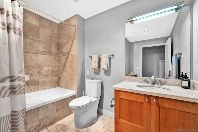 700 W E Street #518 photo 8