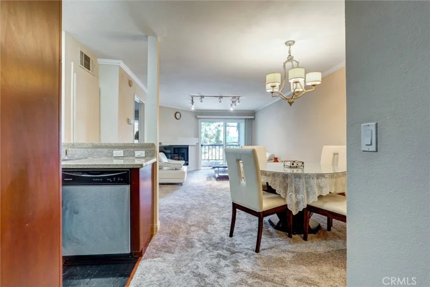 5545 Canoga Avenue #220 photo 47