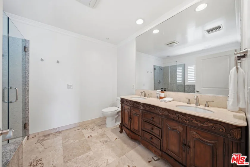 722 S Oxford Avenue #305 photo 7