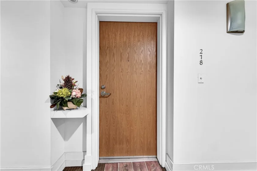 267 S San Pedro #218 photo 35