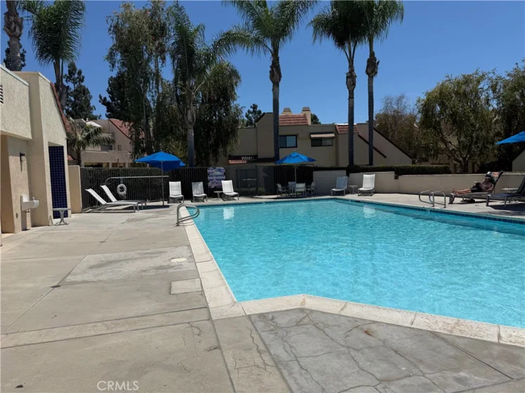 65 Largo photo 22