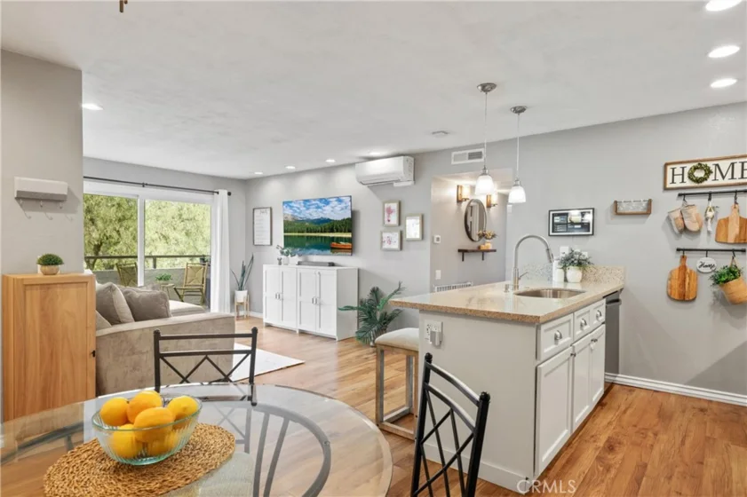 21931 Rimhurst #K photo 1