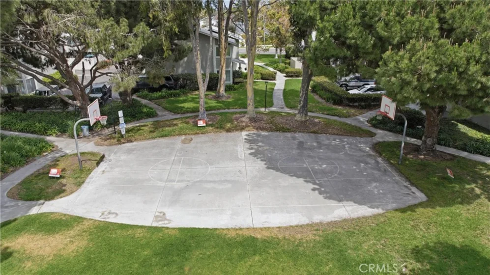 2515 S. Laurelwood photo 23
