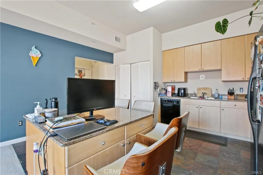 388 E Ocean Boulevard #1412 photo 3
