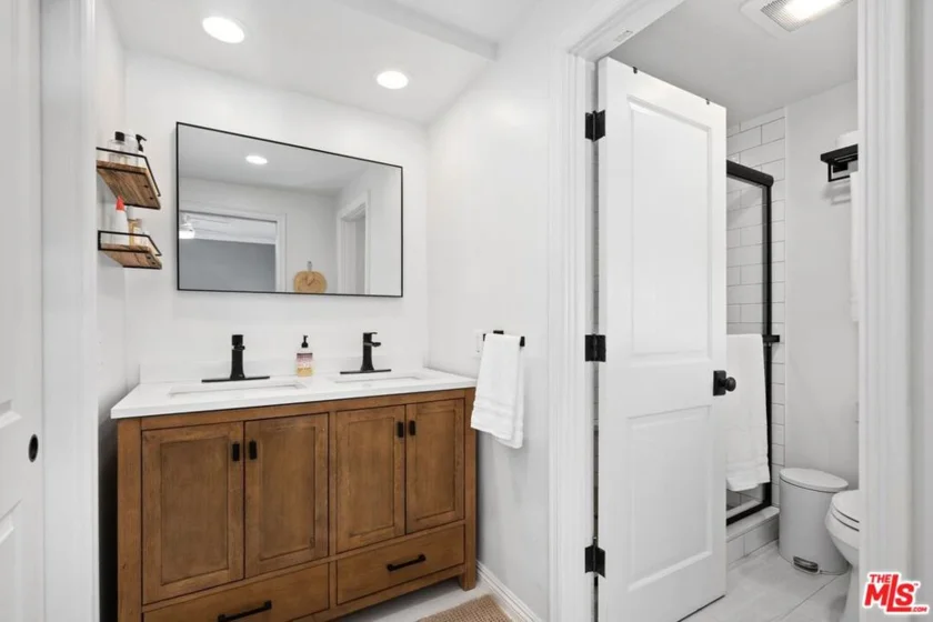 4716 La Villa Marina #C photo 23