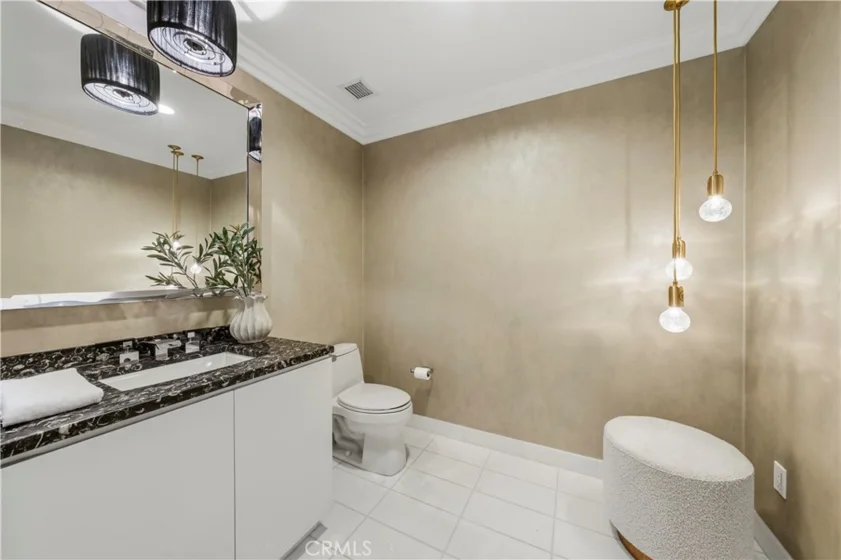 900 W Olympic Boulevard #46C photo 6