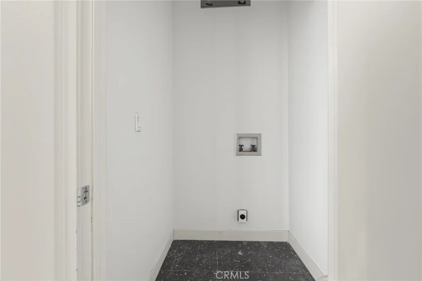 1100 Wilshire Boulevard #2207 photo 29
