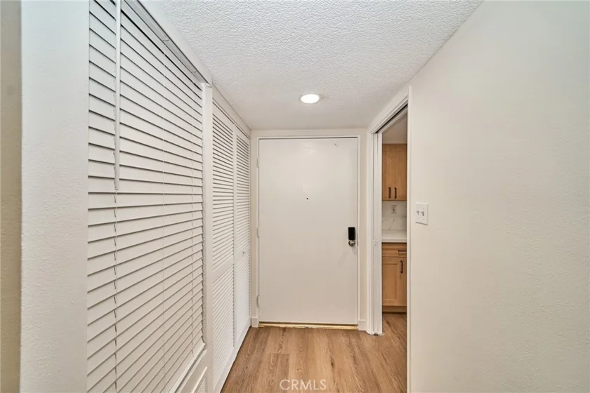 605 Redondo Avenue #203 photo 24