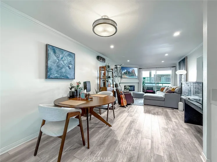 5530 Owensmouth Avenue #115 photo 4