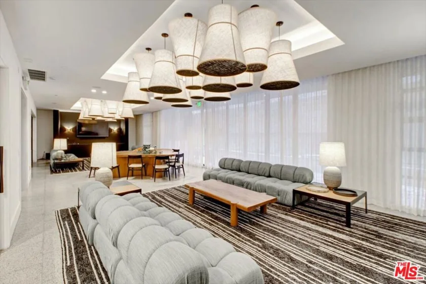 10777 Wilshire Boulevard #209 photo 34