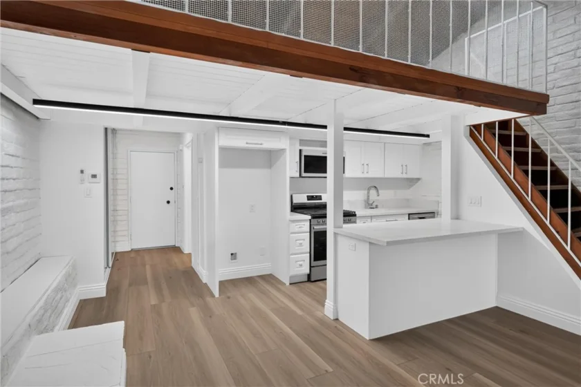 5068 Lakeview photo 21