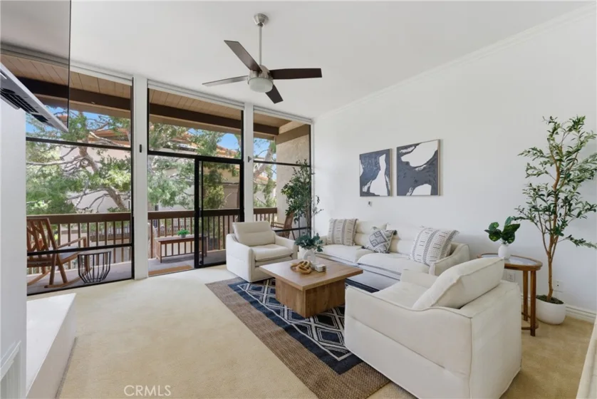 8208 N Marina Pacifica photo 7