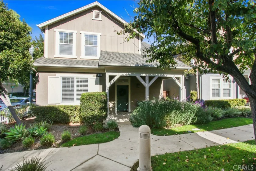 52 Nantucket Lane photo 1