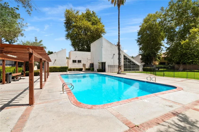 7641 Reseda Boulevard #126 photo 23