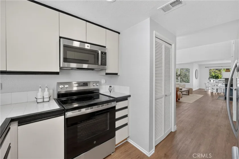 12 Ashwood photo 13