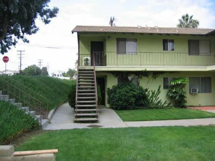 295 D Street #D photo 1