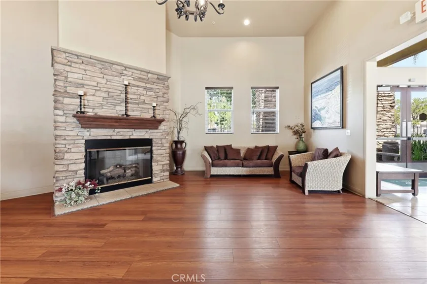 41410 Juniper photo 44