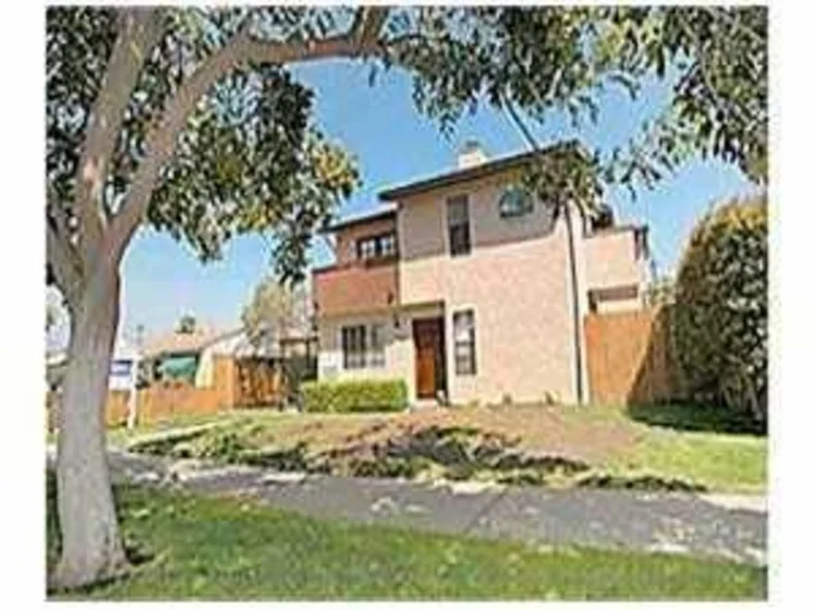 1338 Thomas Avenue #D photo 1
