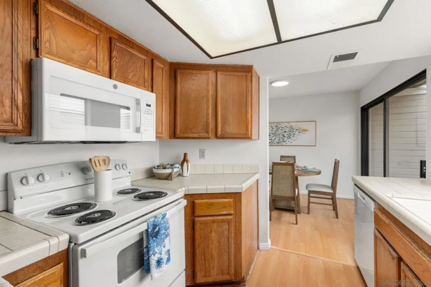 9260 Towne Centre Drive #17 photo 19