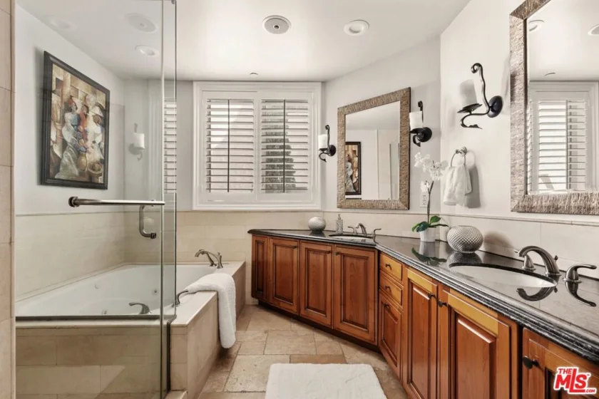 1610 Camden Avenue #101 photo 15