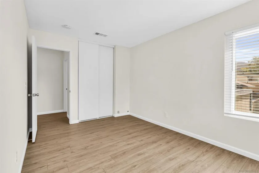 10250 Michala Place photo 17