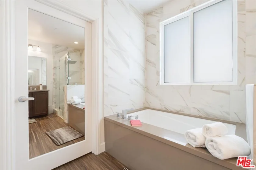 12883 Runway Road #1 photo 31