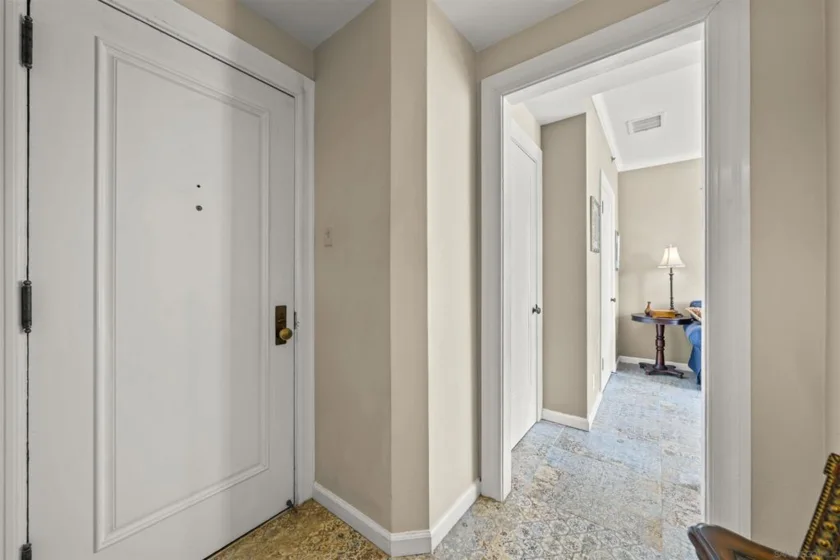 702 Ash Street #300 photo 20