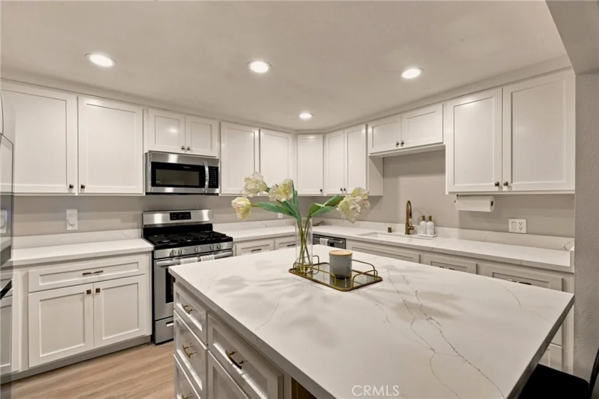 18324 Clark #110 photo 10