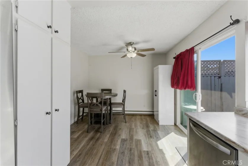7085 Fulton photo 31