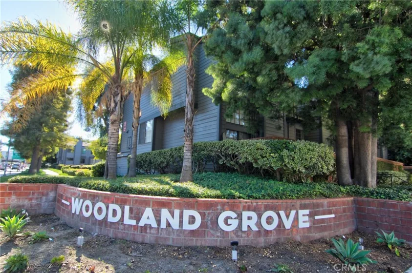 5707 Topanga Canyon Boulevard #5 photo 1