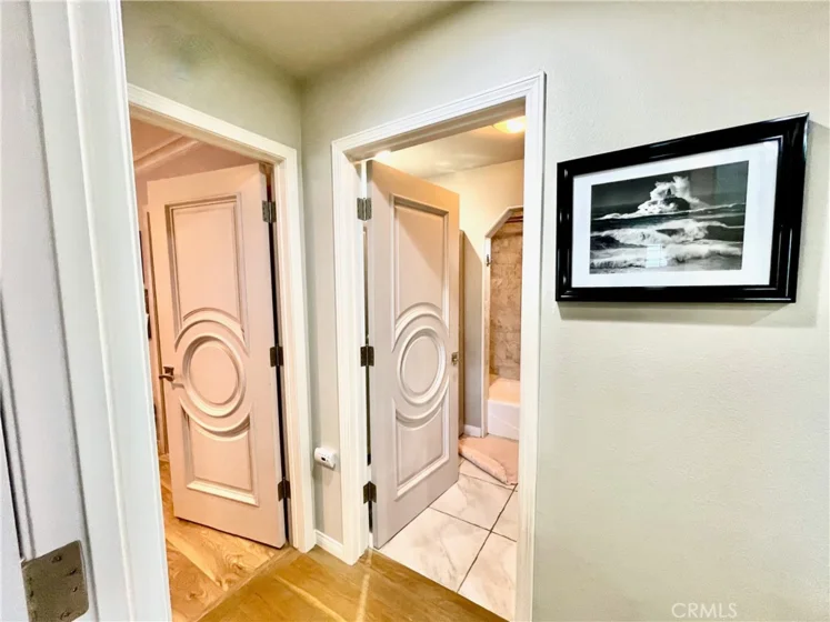 721 W 27th #1 photo 12