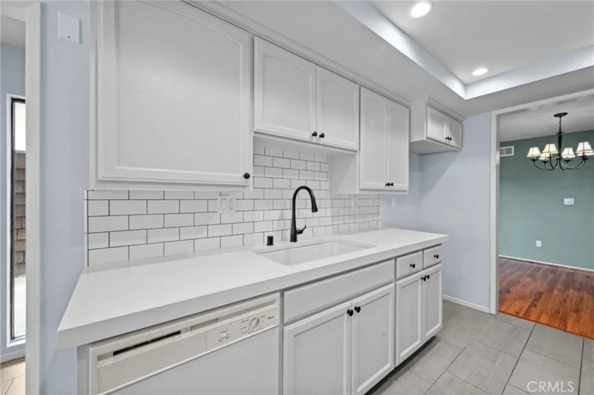 3663 Country Club Drive #E photo 9