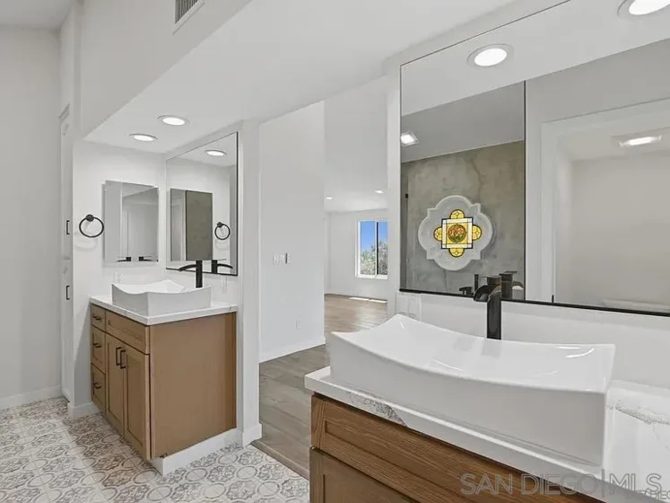 4008 Ampudia Street photo 11