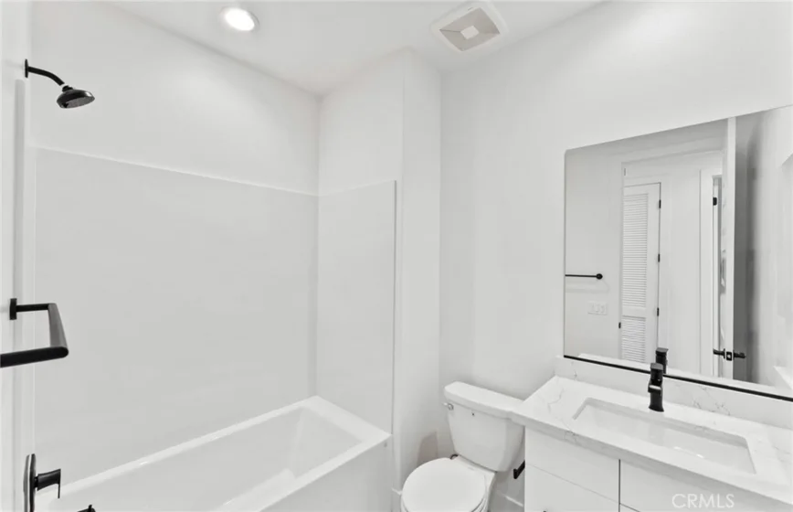 107 Sorrel Court photo 24