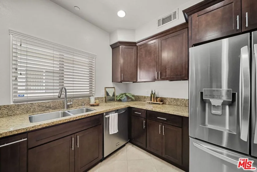 5727 Camellia Avenue #108 photo 9