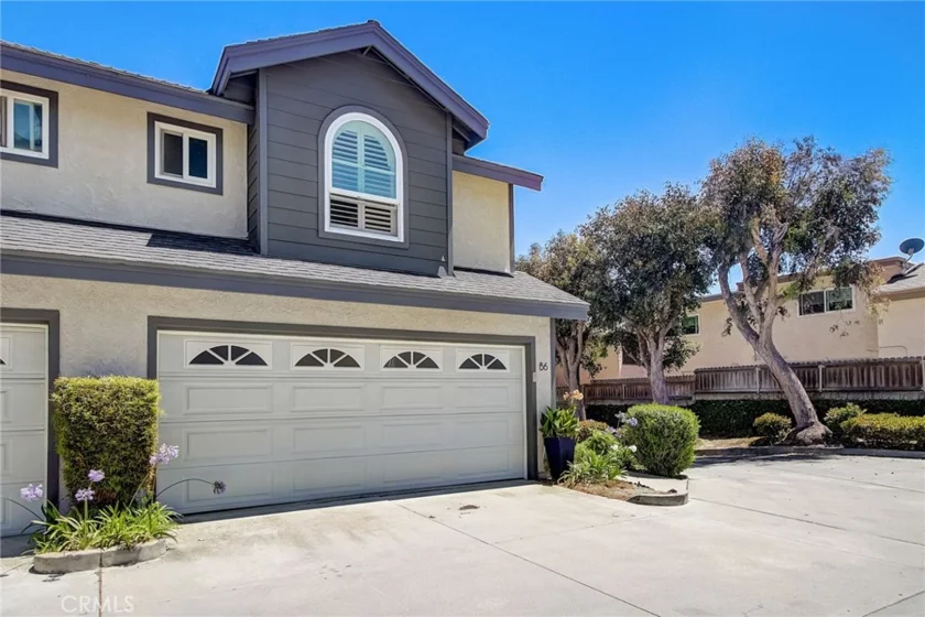 2200 Canyon Drive #11 photo 1