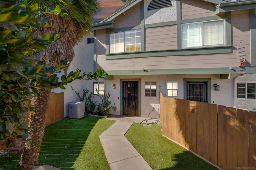 8711 Spring Canyon Drive photo 1