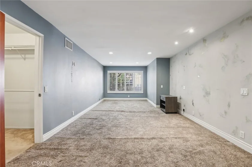 1121 N Olive Drive #211 photo 15