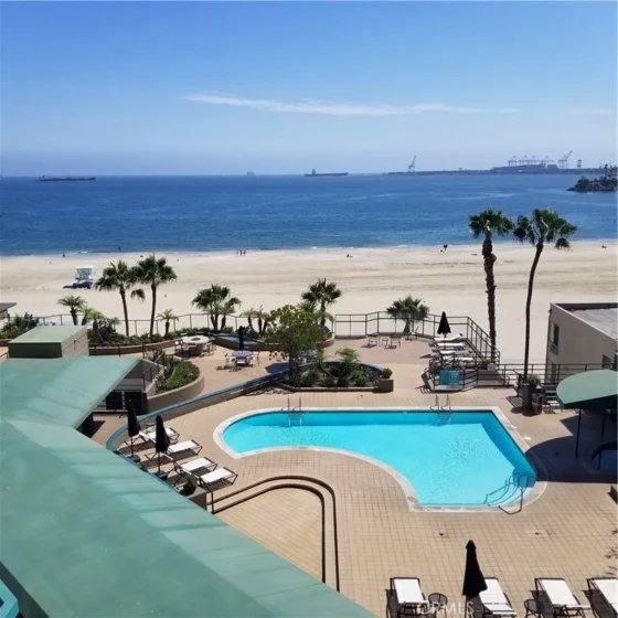 1310 E Ocean #405 photo 14