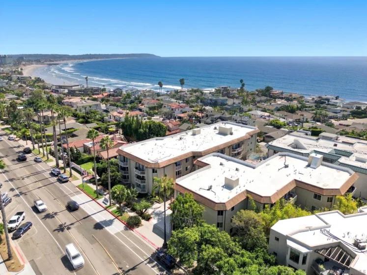 5366 La Jolla #305C photo 46