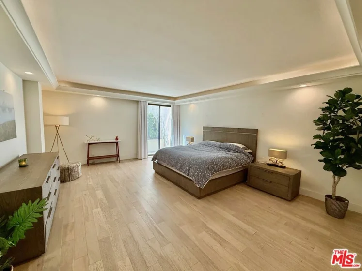 325 N Oakhurst Drive #203 photo 20