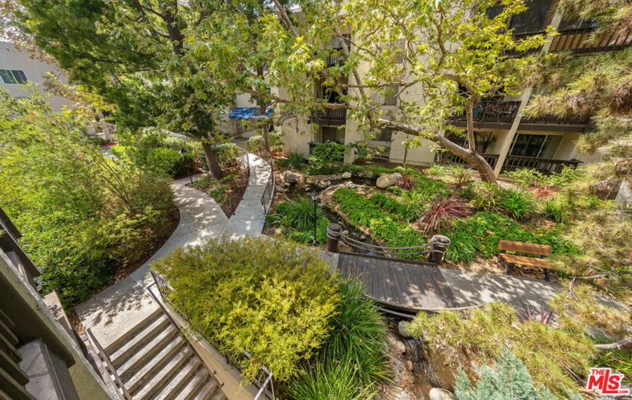 8207 Summertime Lane photo 11