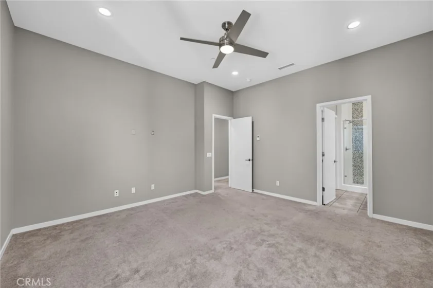 821 Brickyard photo 42