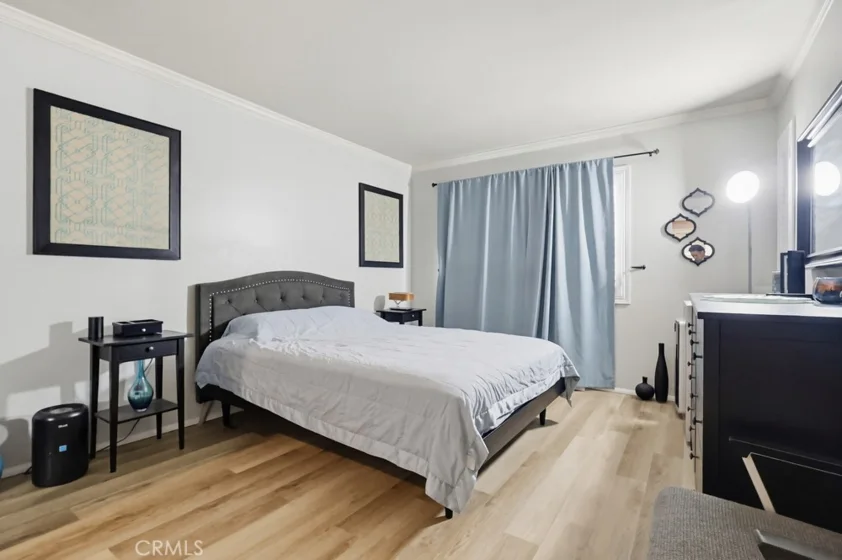 615 Broadway #205 photo 32