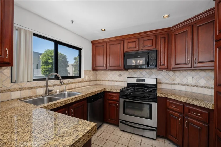 17652 Sergio Circle #202 photo 9